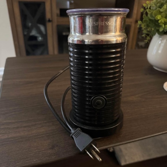 Nespresso Milk Frother - Picture 2 of 3